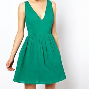 ASOS Deep Plunge Dress Skater In Green / US 10